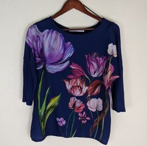 ⭐HP⭐ Floral Zara Top